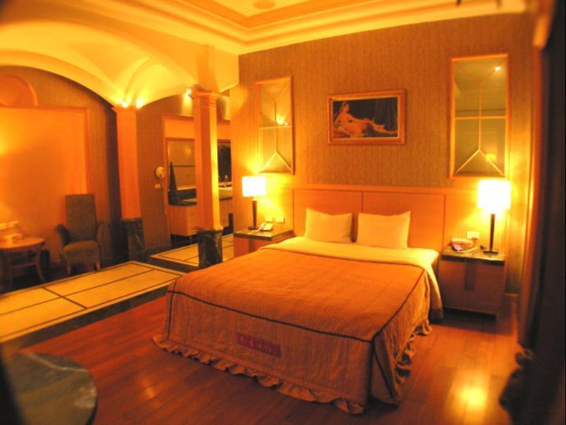 Changsing Business Motel Tainan Dış mekan fotoğraf