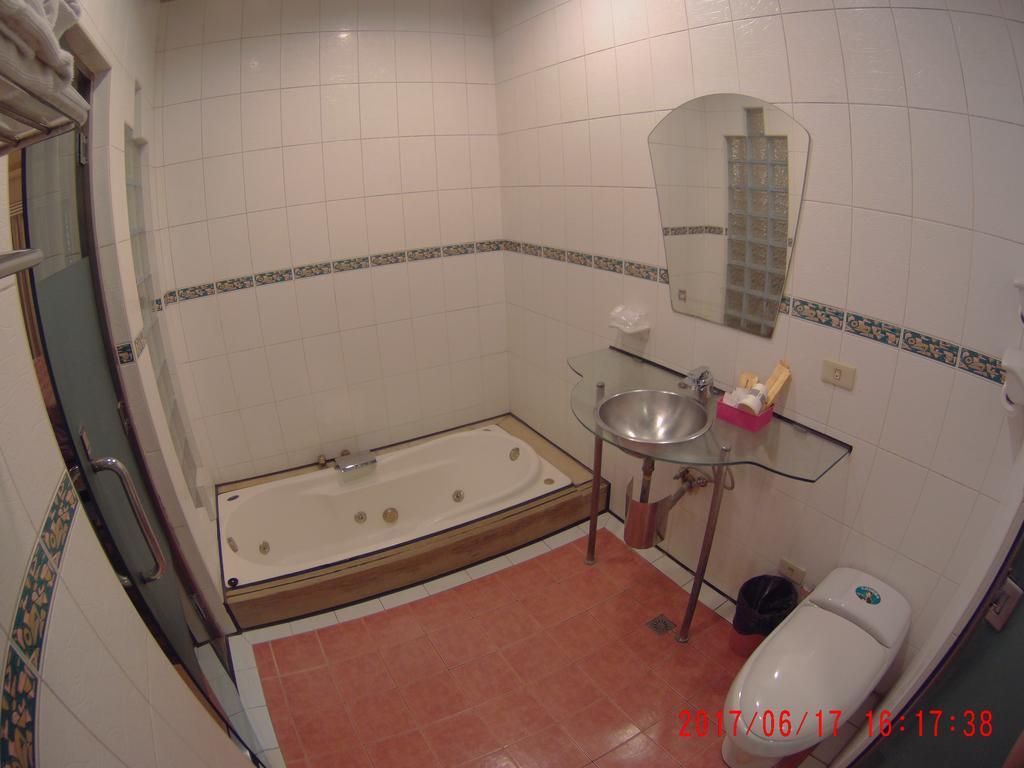 Changsing Business Motel Tainan Dış mekan fotoğraf
