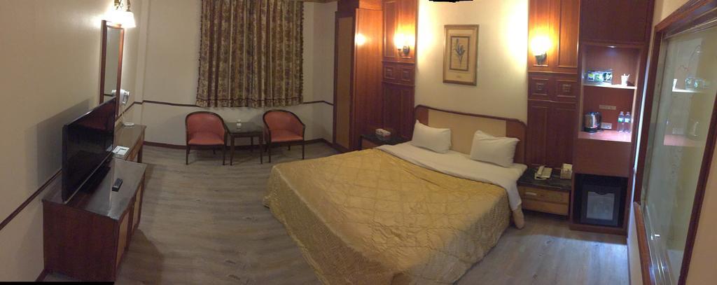 Changsing Business Motel Tainan Dış mekan fotoğraf