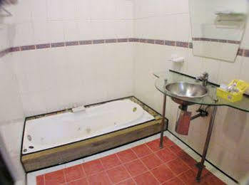 Changsing Business Motel Tainan Dış mekan fotoğraf
